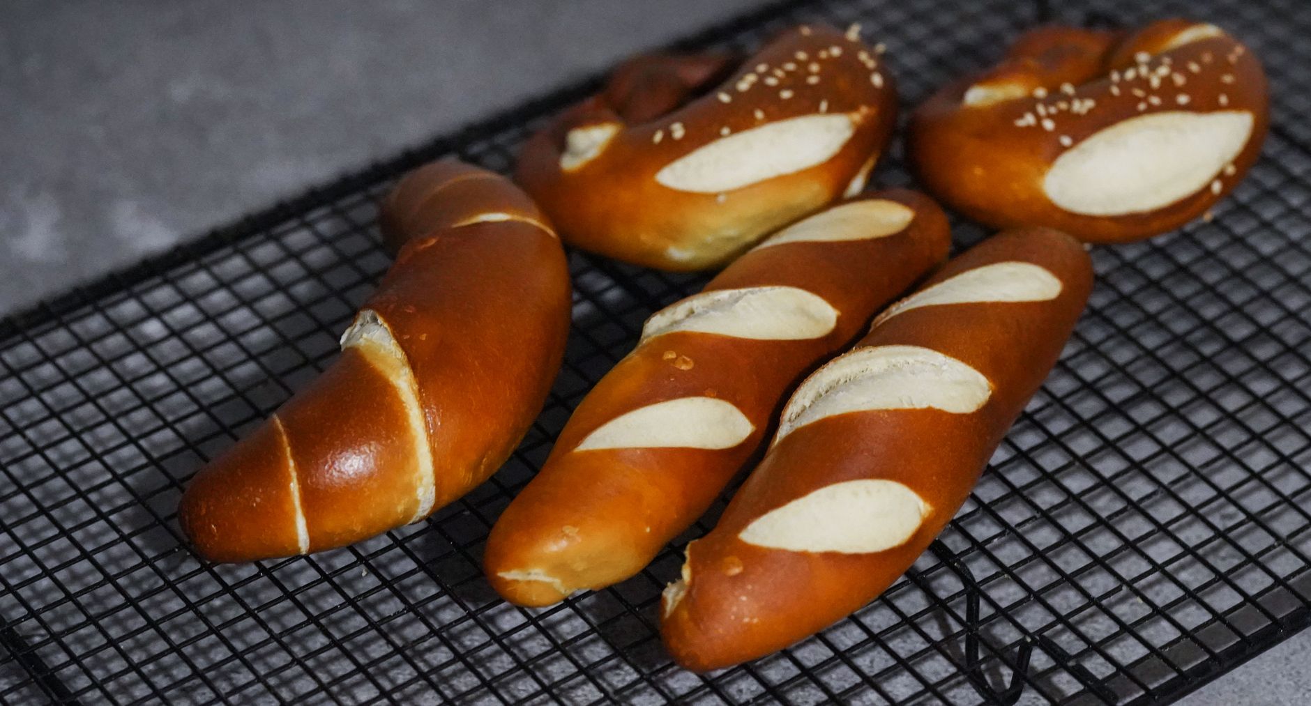 Bretzels alsaciens sur un étal